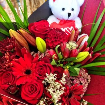 Valentines Bear and Blooms