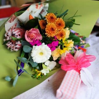 Apicare NZ – Hand Cream and Blooms